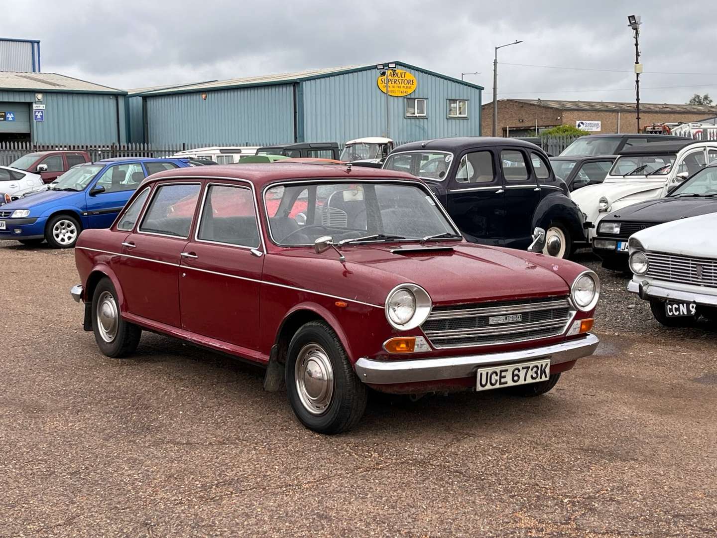 <p>1972 AUSTIN 1800</p>
