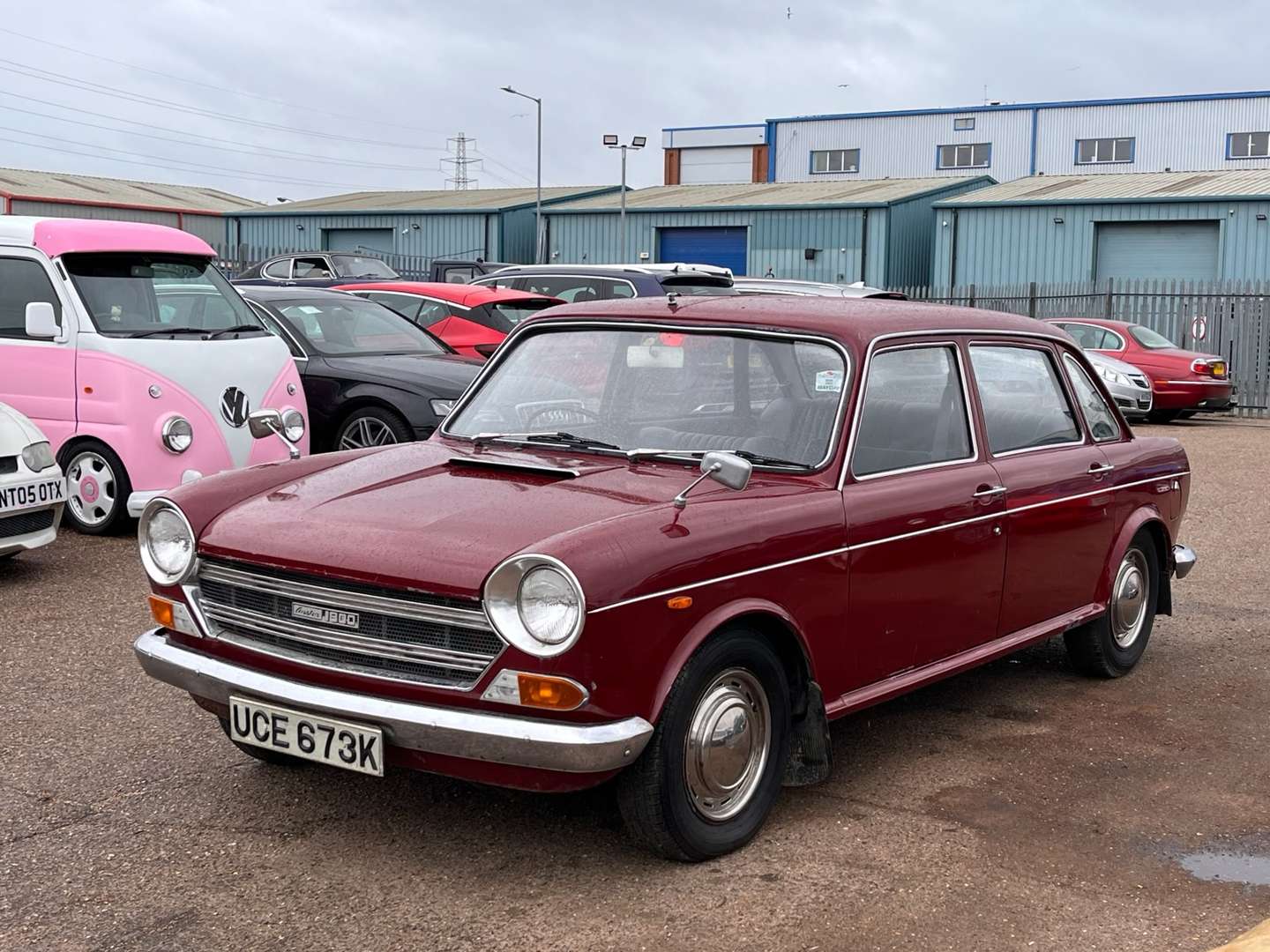 <p>1972 AUSTIN 1800</p>