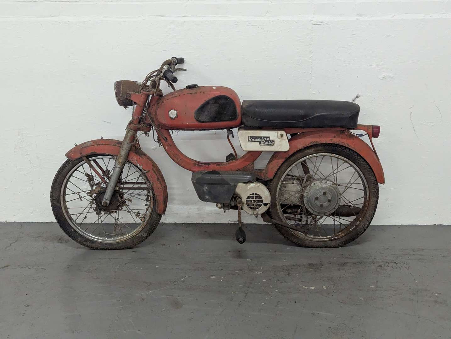 <p>VESPINO RALLY</p>