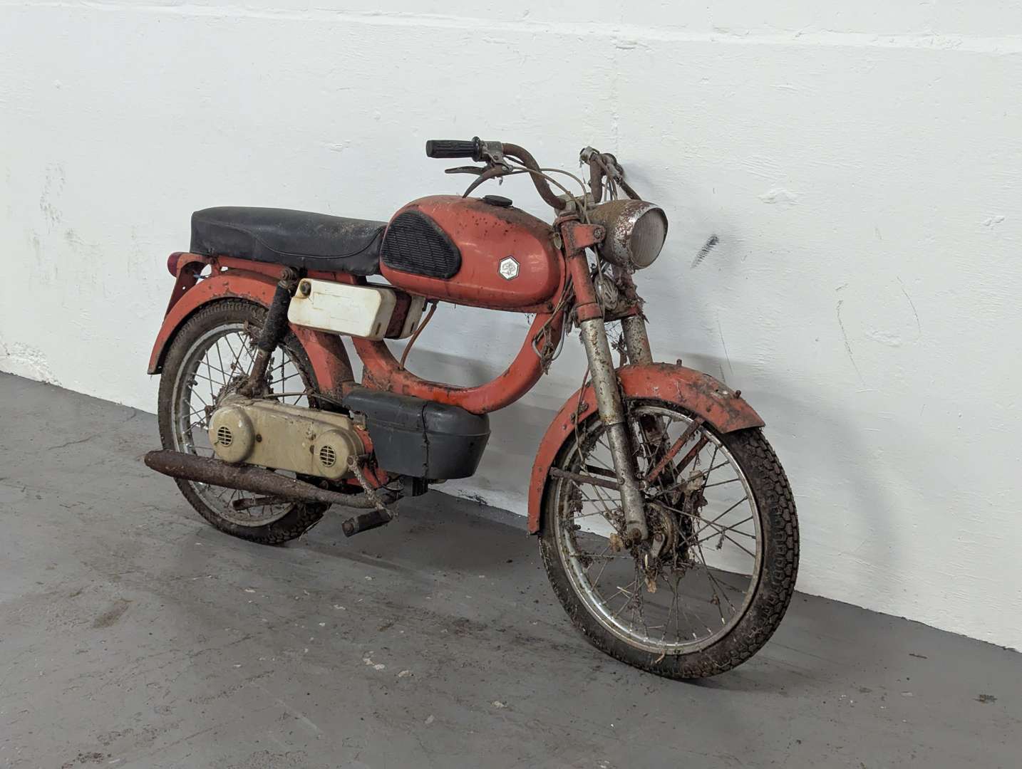 <p>VESPINO RALLY</p>