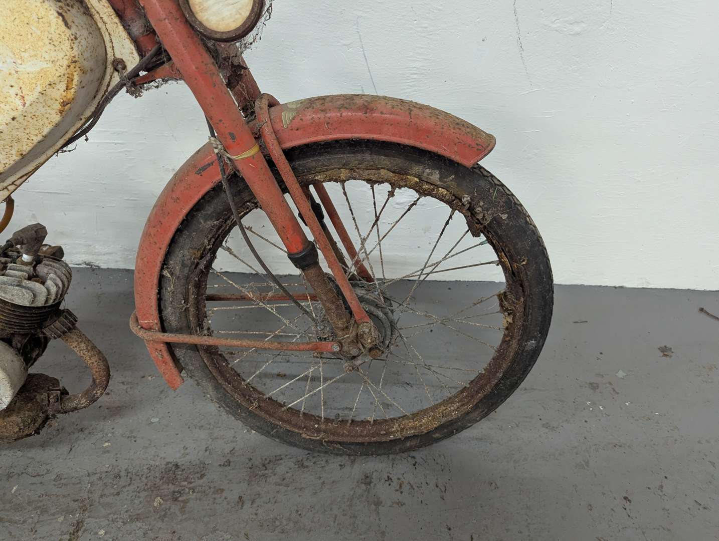 <p>GARELLI MOPED</p>