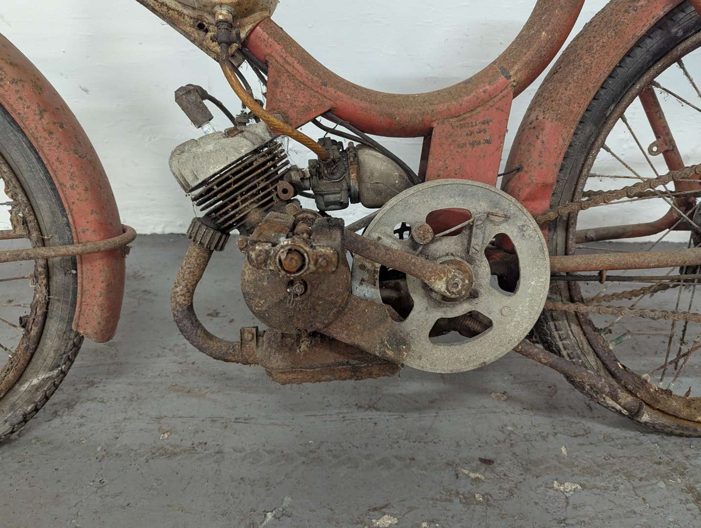 <p>GARELLI MOPED</p>