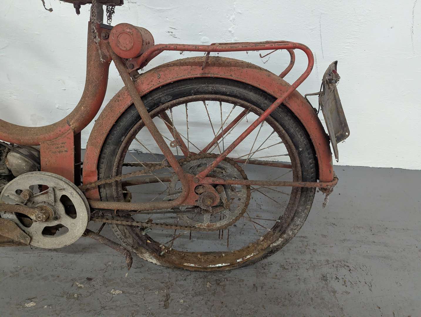 <p>GARELLI MOPED</p>