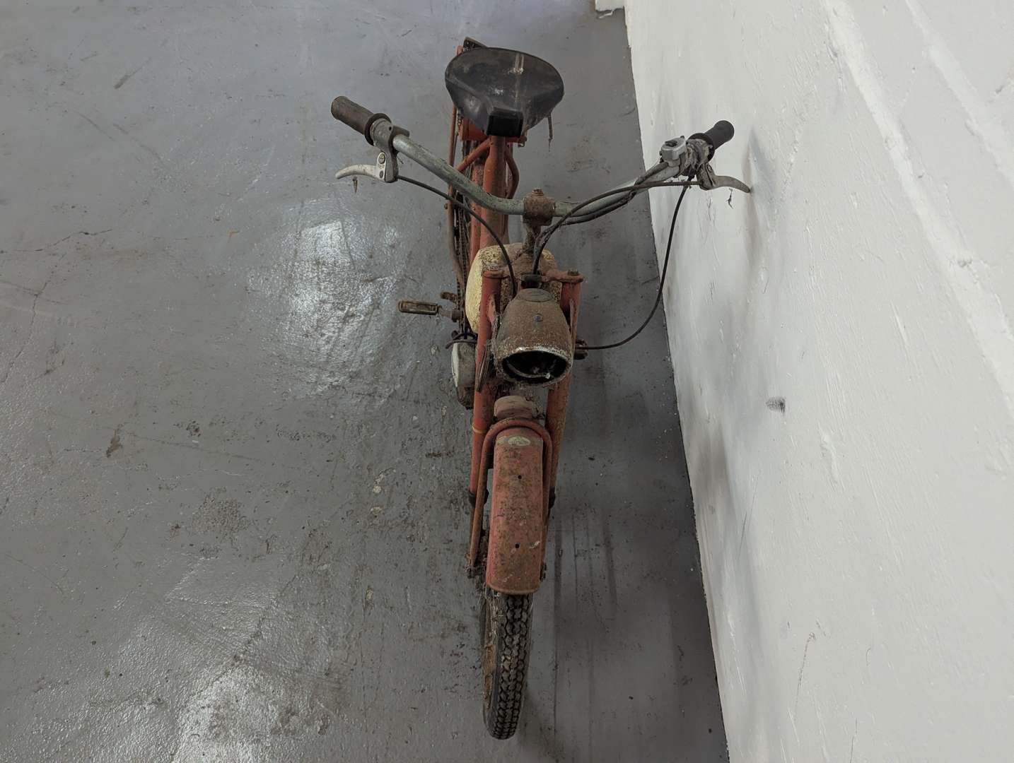 <p>GARELLI MOPED</p>
