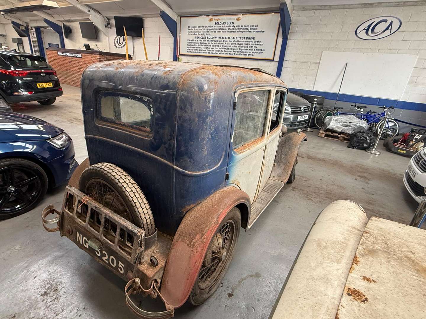 <p>1932 AUSTIN 10</p>