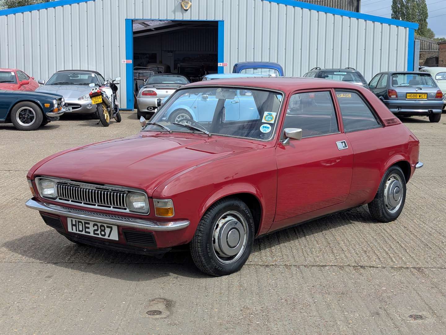 <p>1974 AUSTIN ALLEGRO 1100 DL</p>