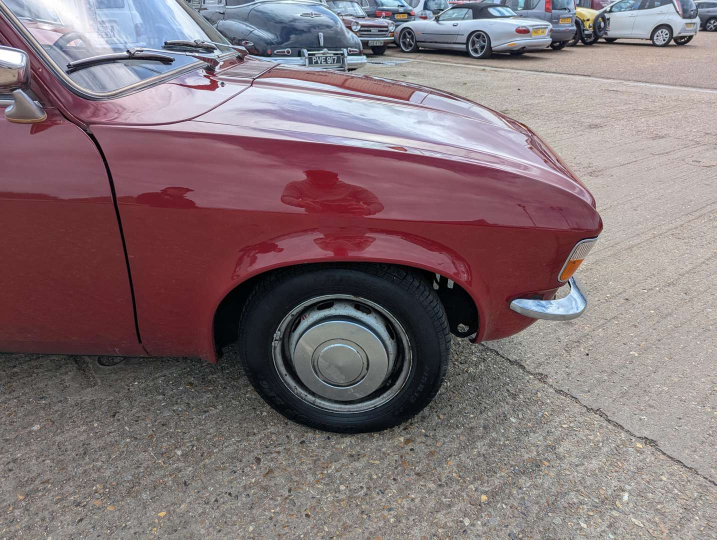 <p>1974 AUSTIN ALLEGRO 1100 DL</p>