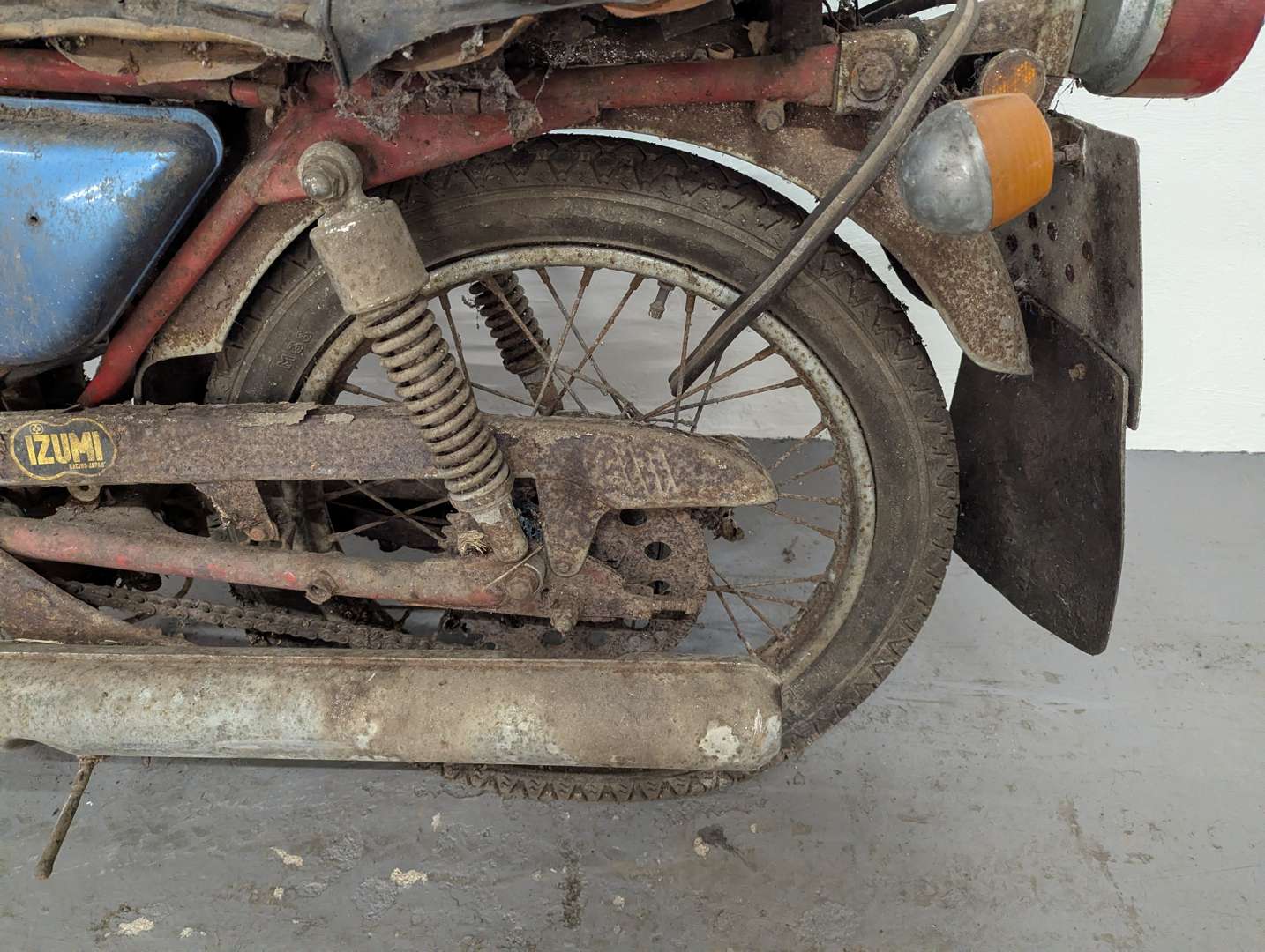 <p>1975 SUZUKI GT125</p>