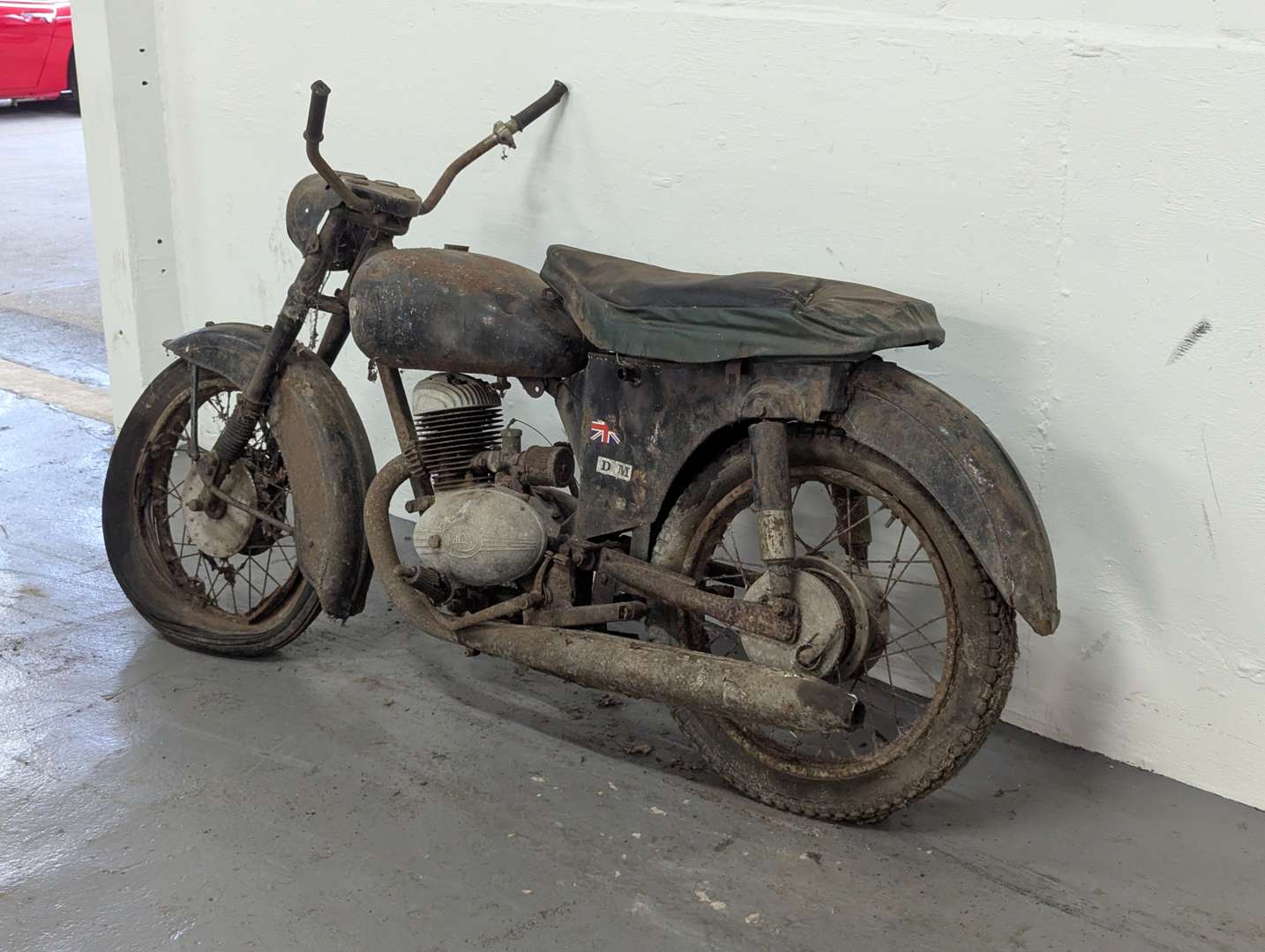 <p>DMW MOTORCYCLE</p>