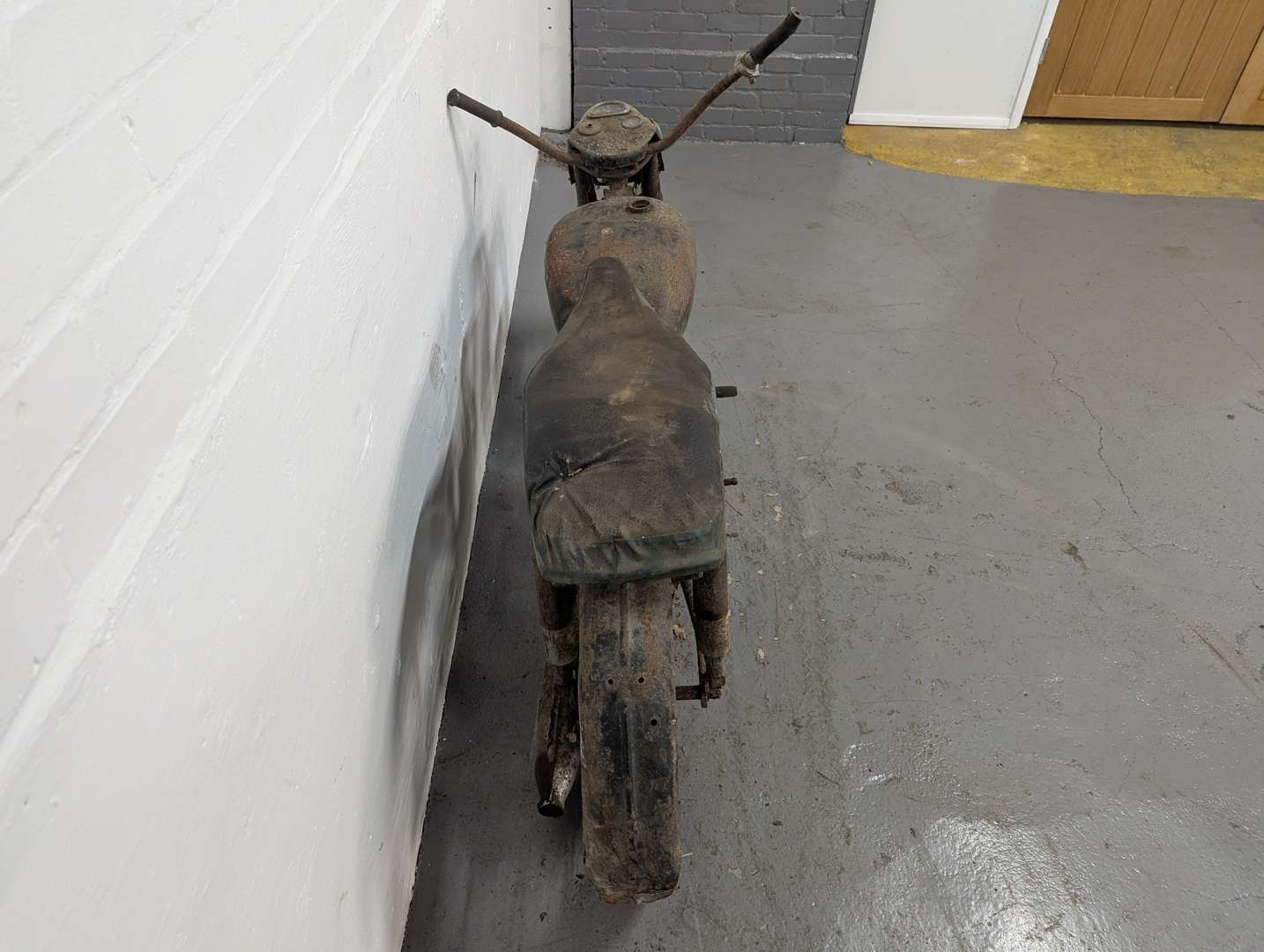 <p>DMW MOTORCYCLE</p>