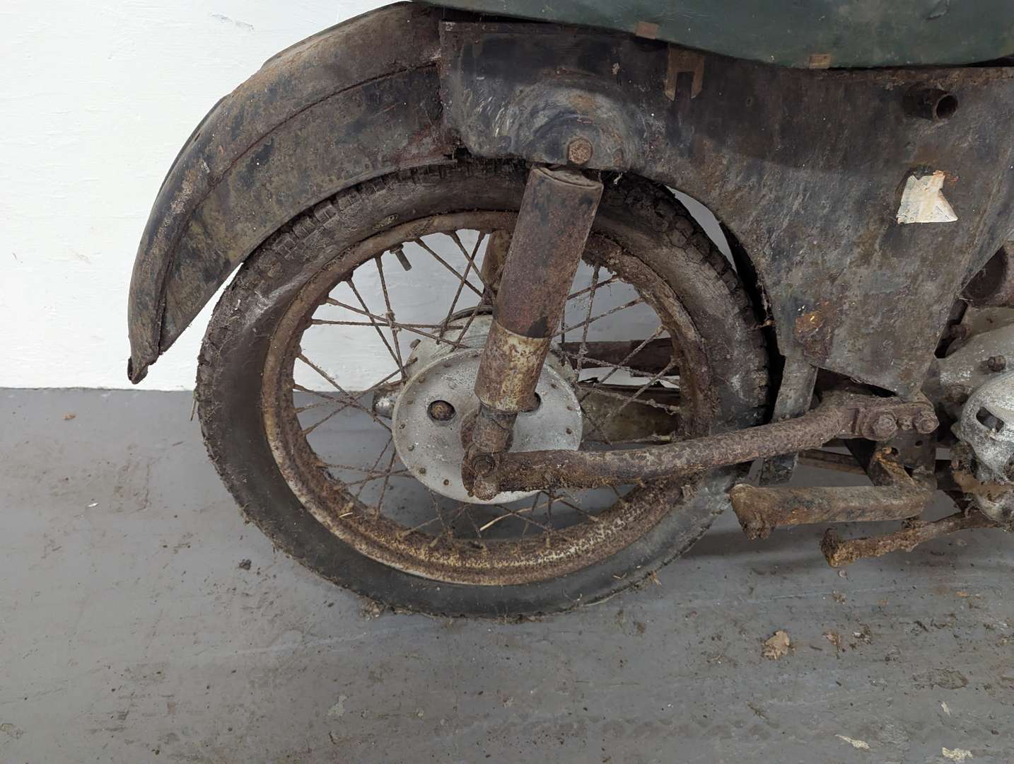 <p>DMW MOTORCYCLE</p>