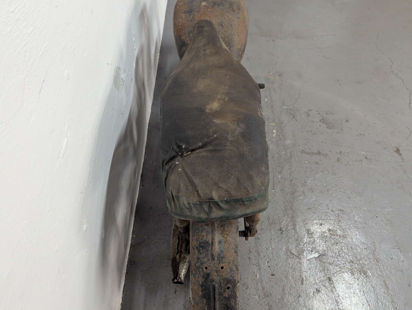 <p>DMW MOTORCYCLE</p>