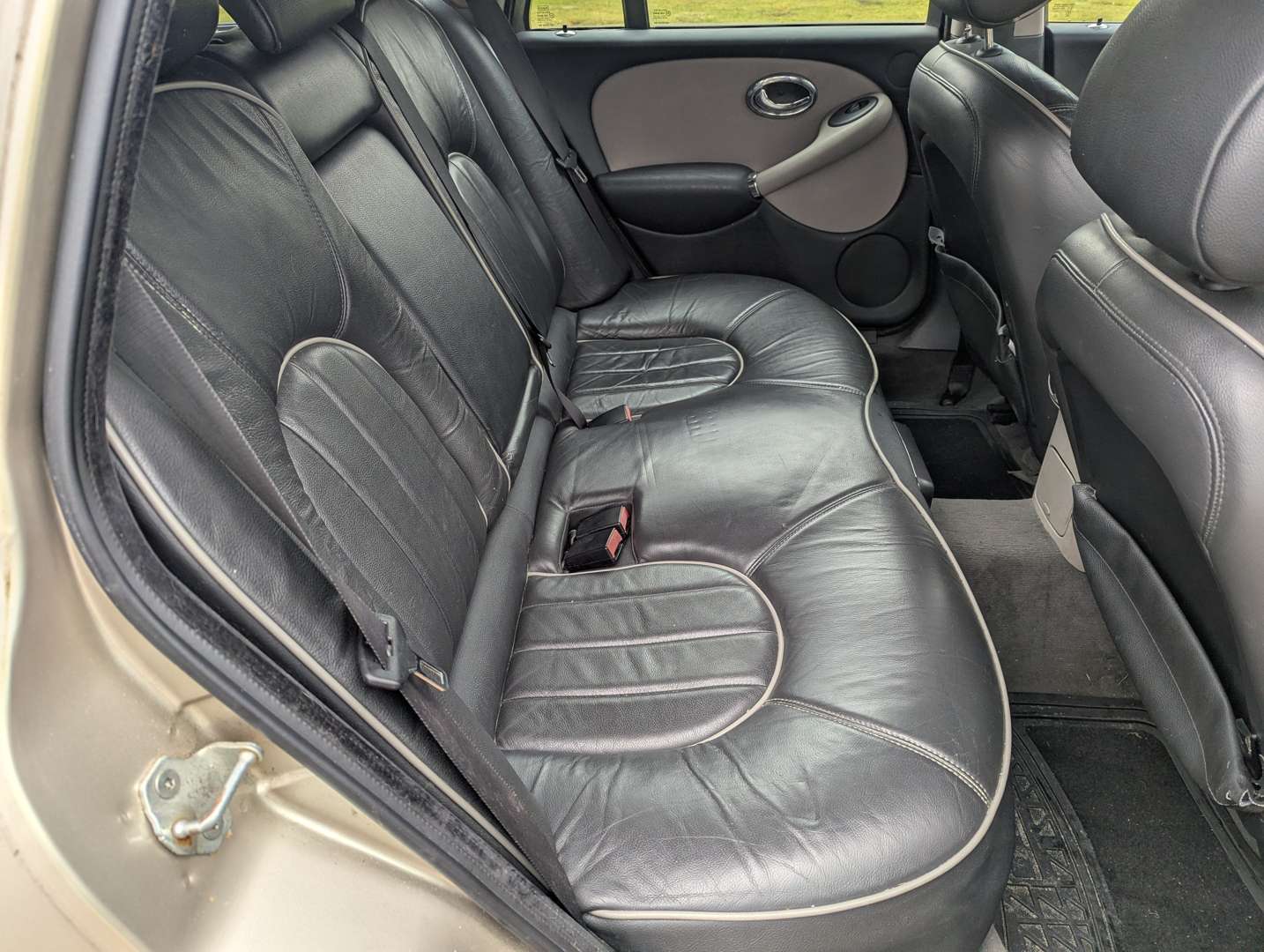 <p>2002 ROVER 75 CONNOISSEUR TOURER</p>