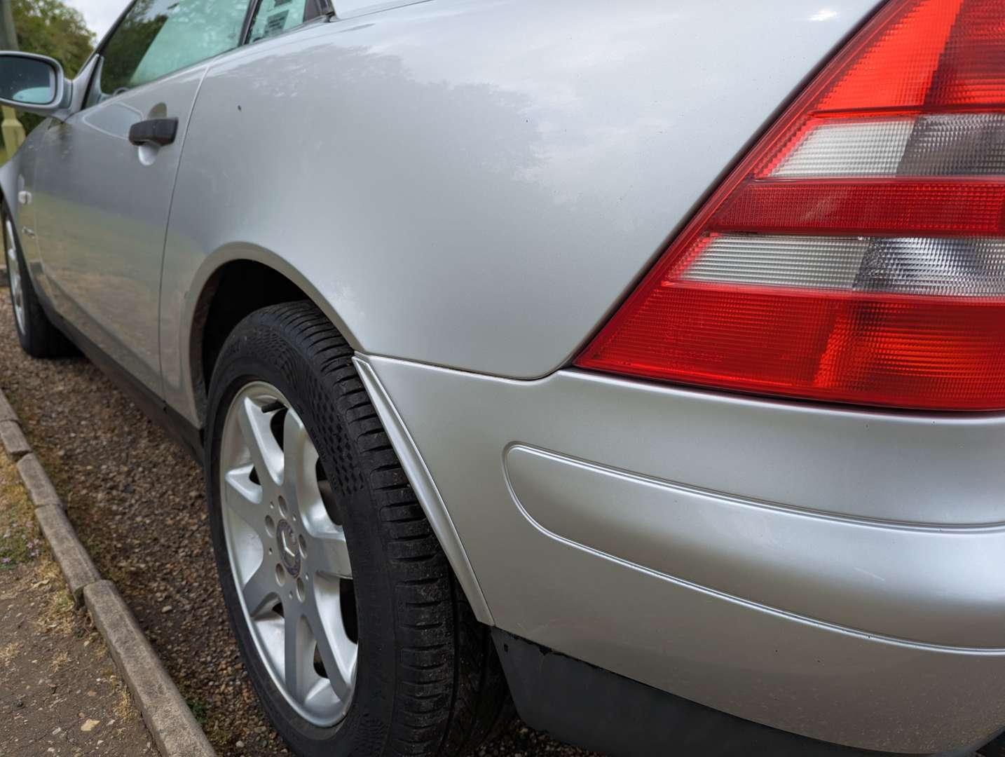 <p>1999 MERCEDES SLK 230 KOMPRESSOR R170 AUTO</p>