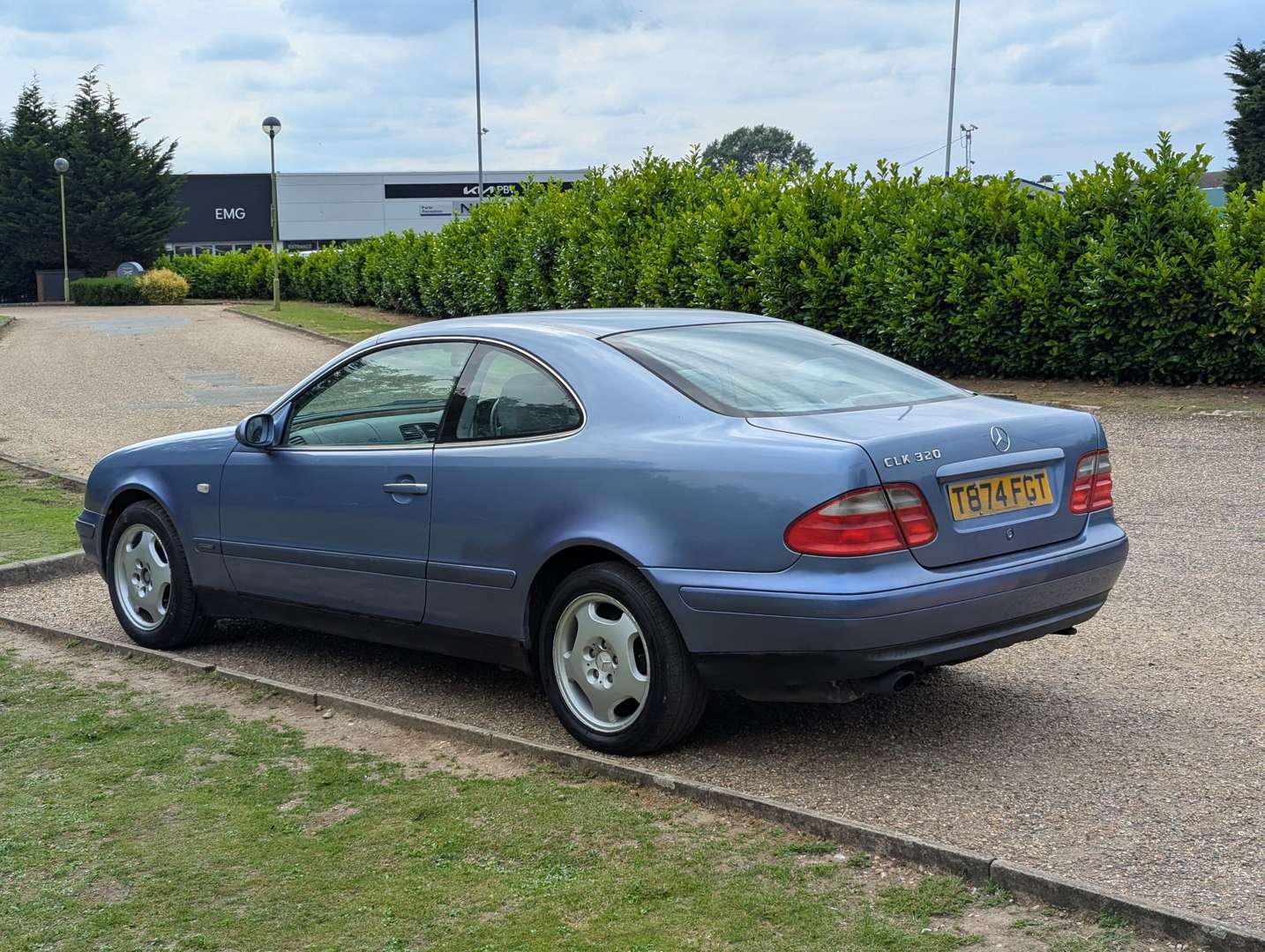 <p>1999 MERCEDES CLK 320 ELEGANCE AUTO</p>
