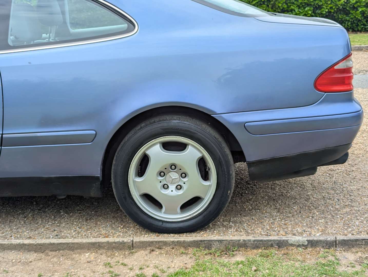 <p>1999 MERCEDES CLK 320 ELEGANCE AUTO</p>