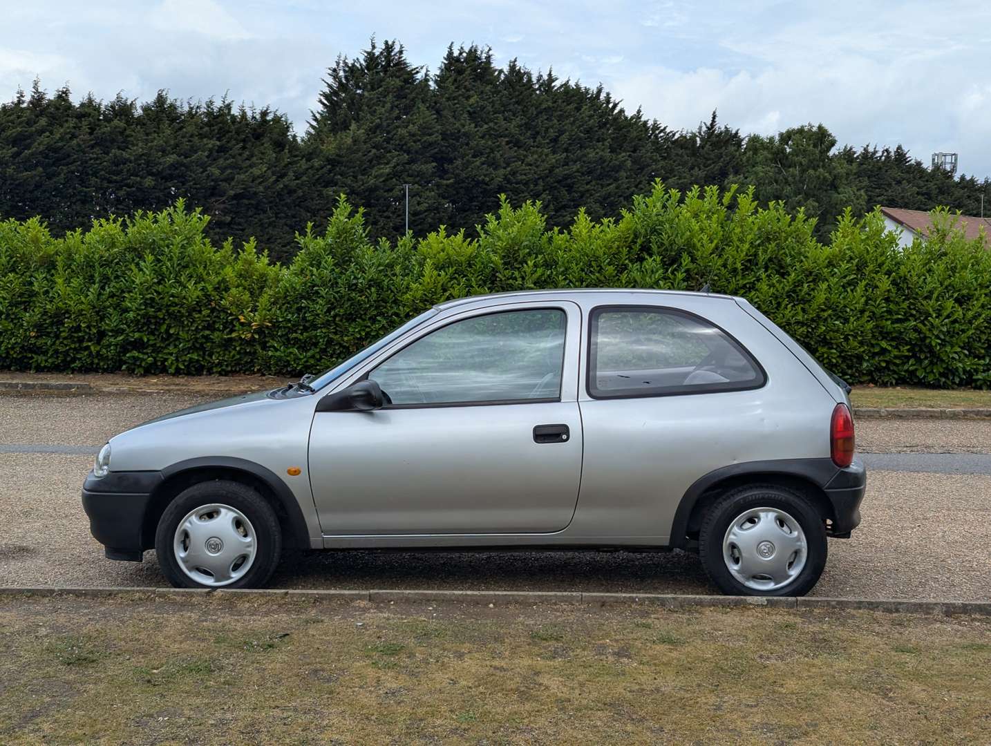 <p>2000 VAUXHALL CORSA ENVOY 16V AUTO</p>