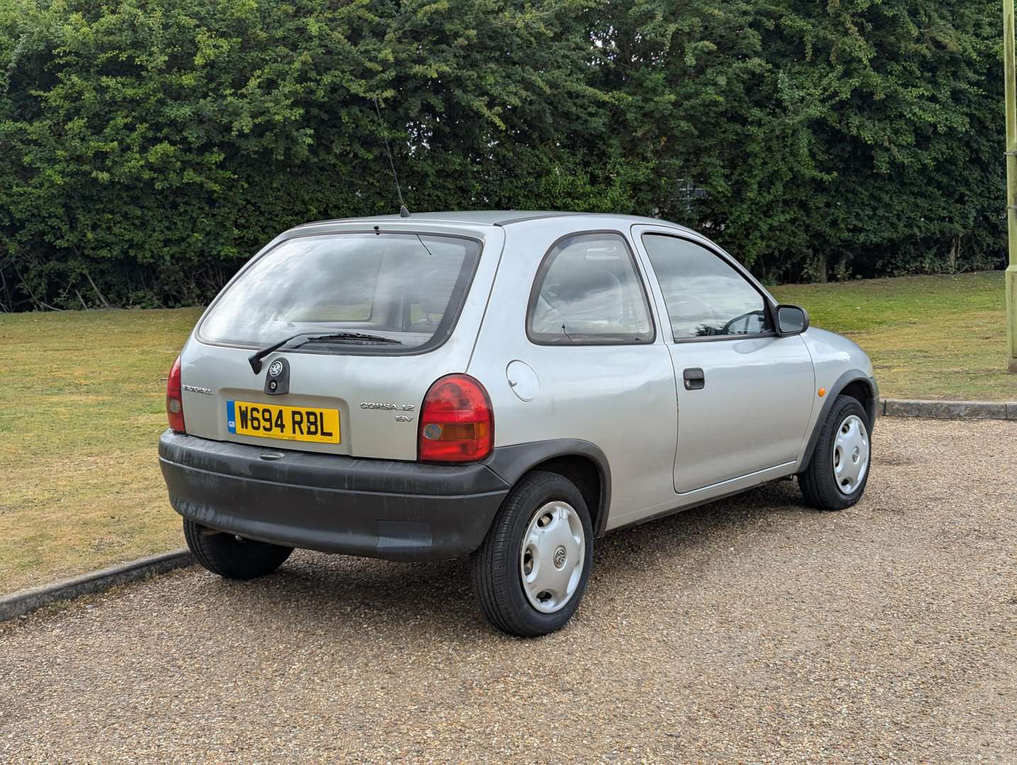 <p>2000 VAUXHALL CORSA ENVOY 16V AUTO</p>