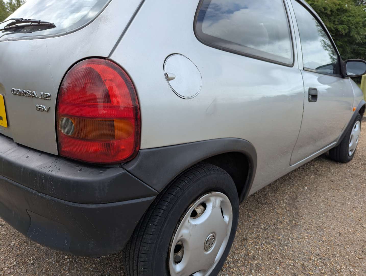 <p>2000 VAUXHALL CORSA ENVOY 16V AUTO</p>