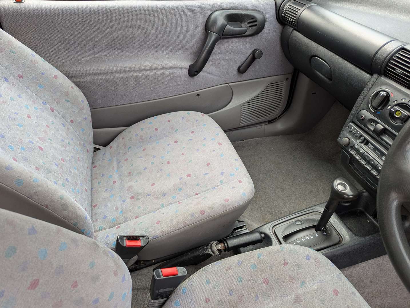 <p>2000 VAUXHALL CORSA ENVOY 16V AUTO</p>