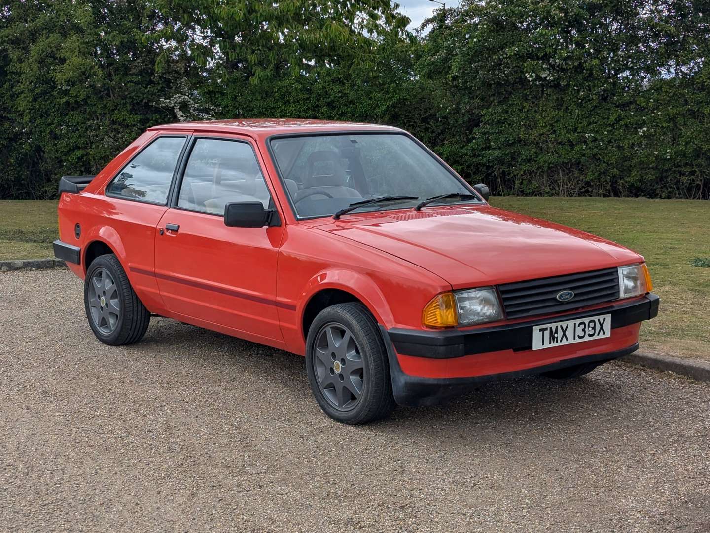 <p>1982 FORD ESCORT L</p>
