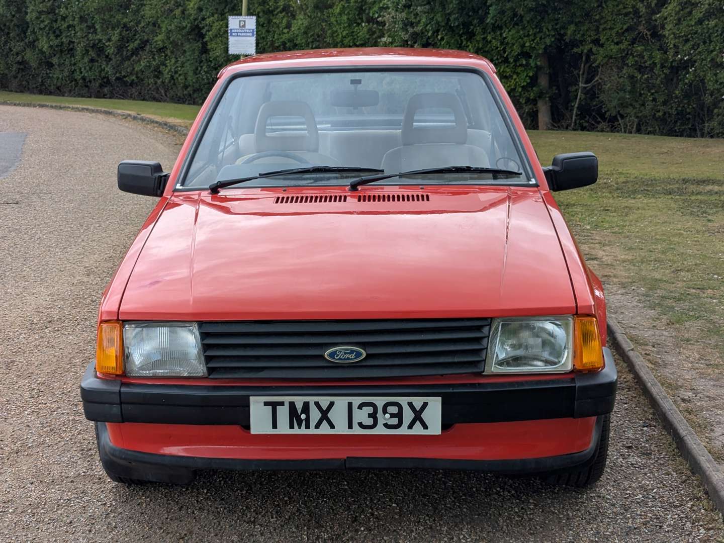<p>1982 FORD ESCORT L</p>