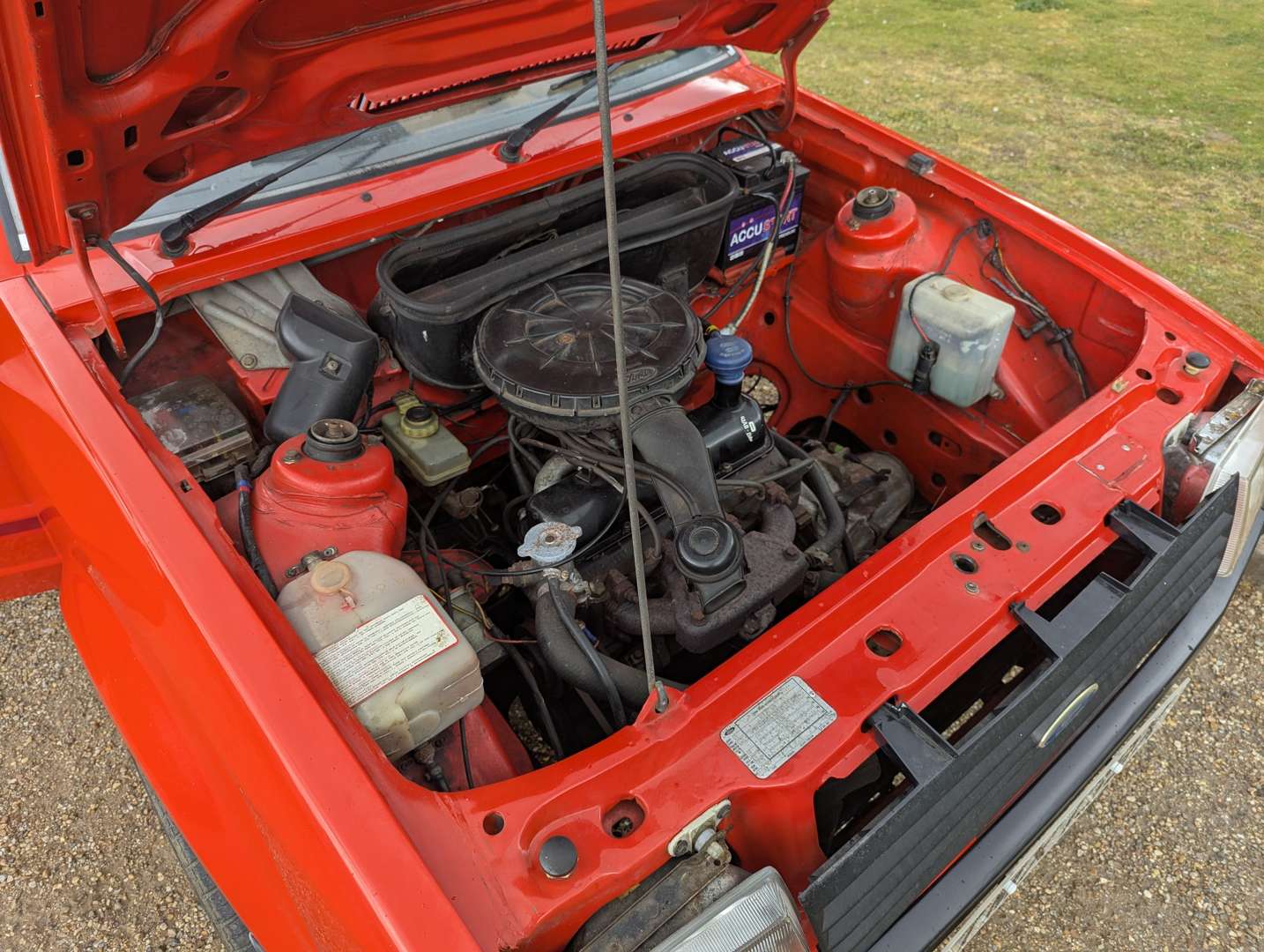 <p>1982 FORD ESCORT L</p>