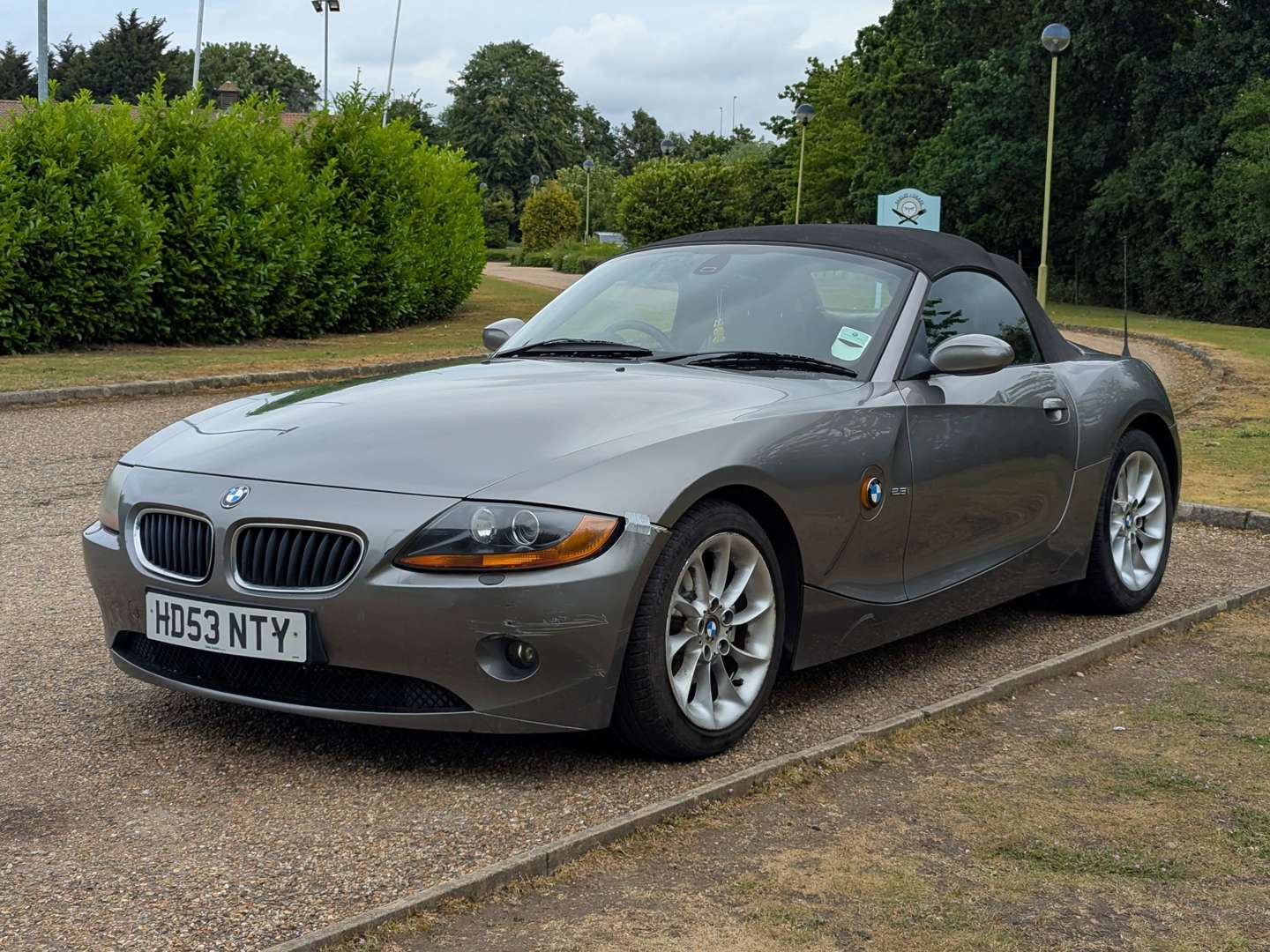 <p>2004 BMW Z4 2.5I AUTO</p>