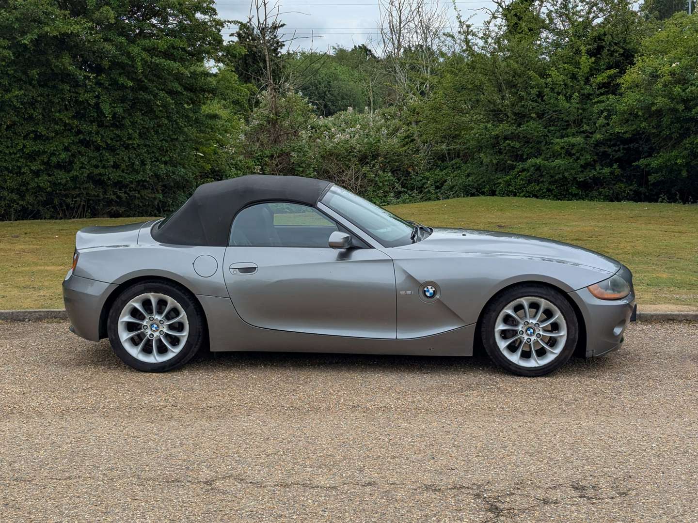 <p>2004 BMW Z4 2.5I AUTO</p>