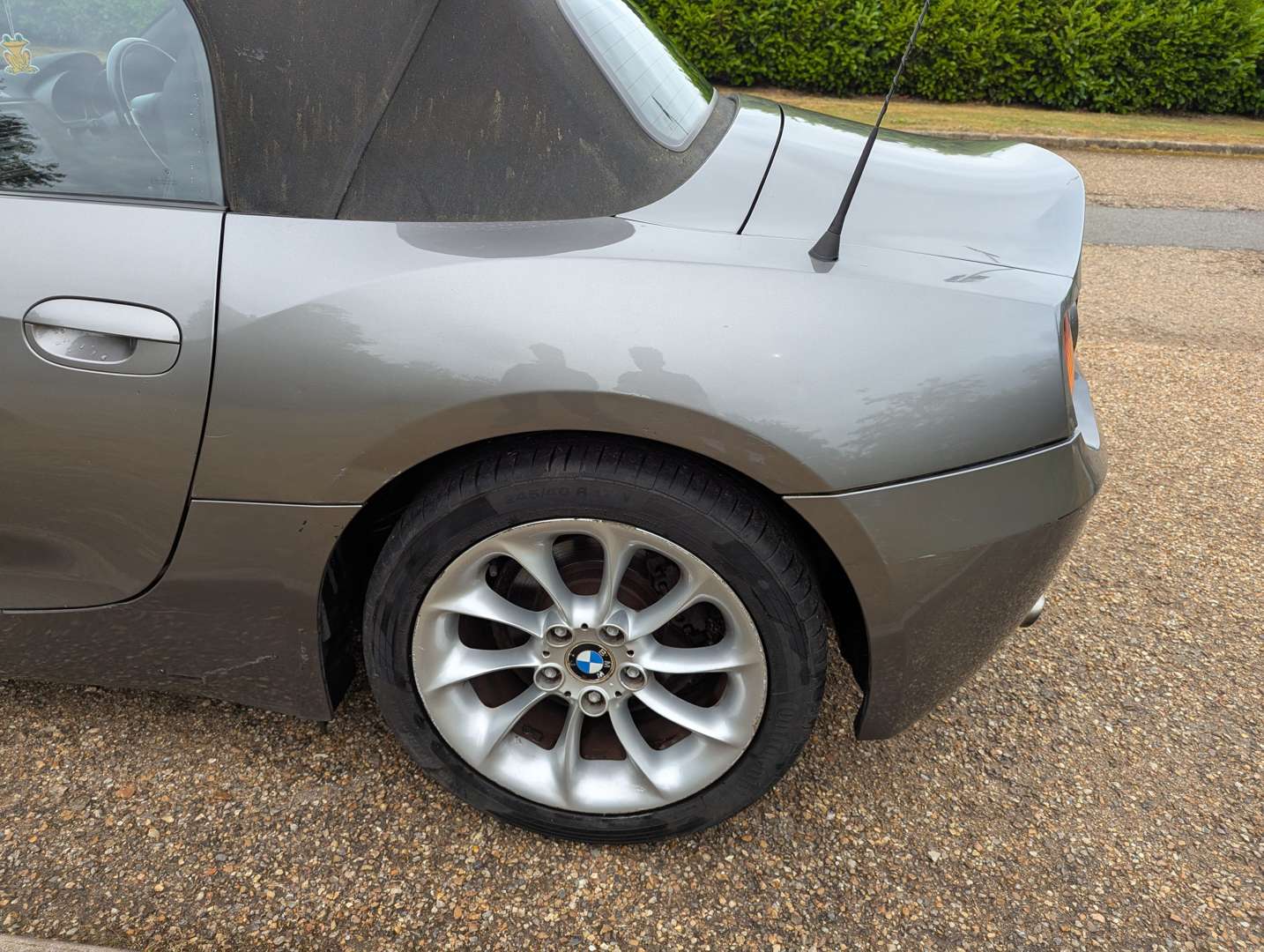 <p>2004 BMW Z4 2.5I AUTO</p>