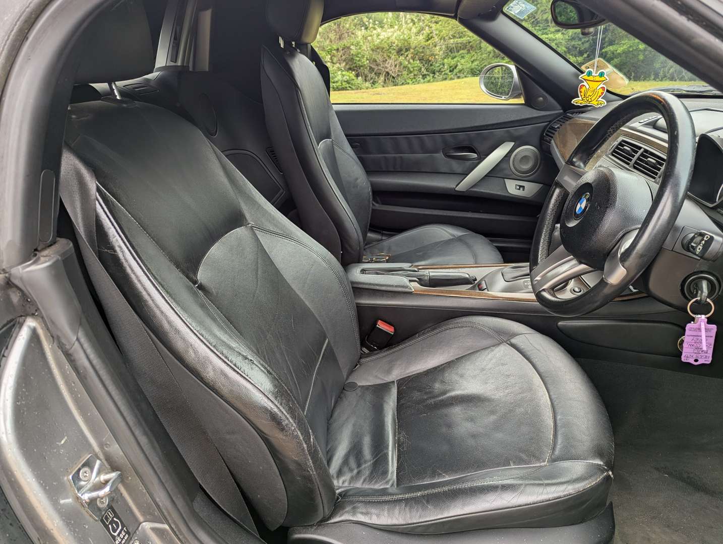 <p>2004 BMW Z4 2.5I AUTO</p>