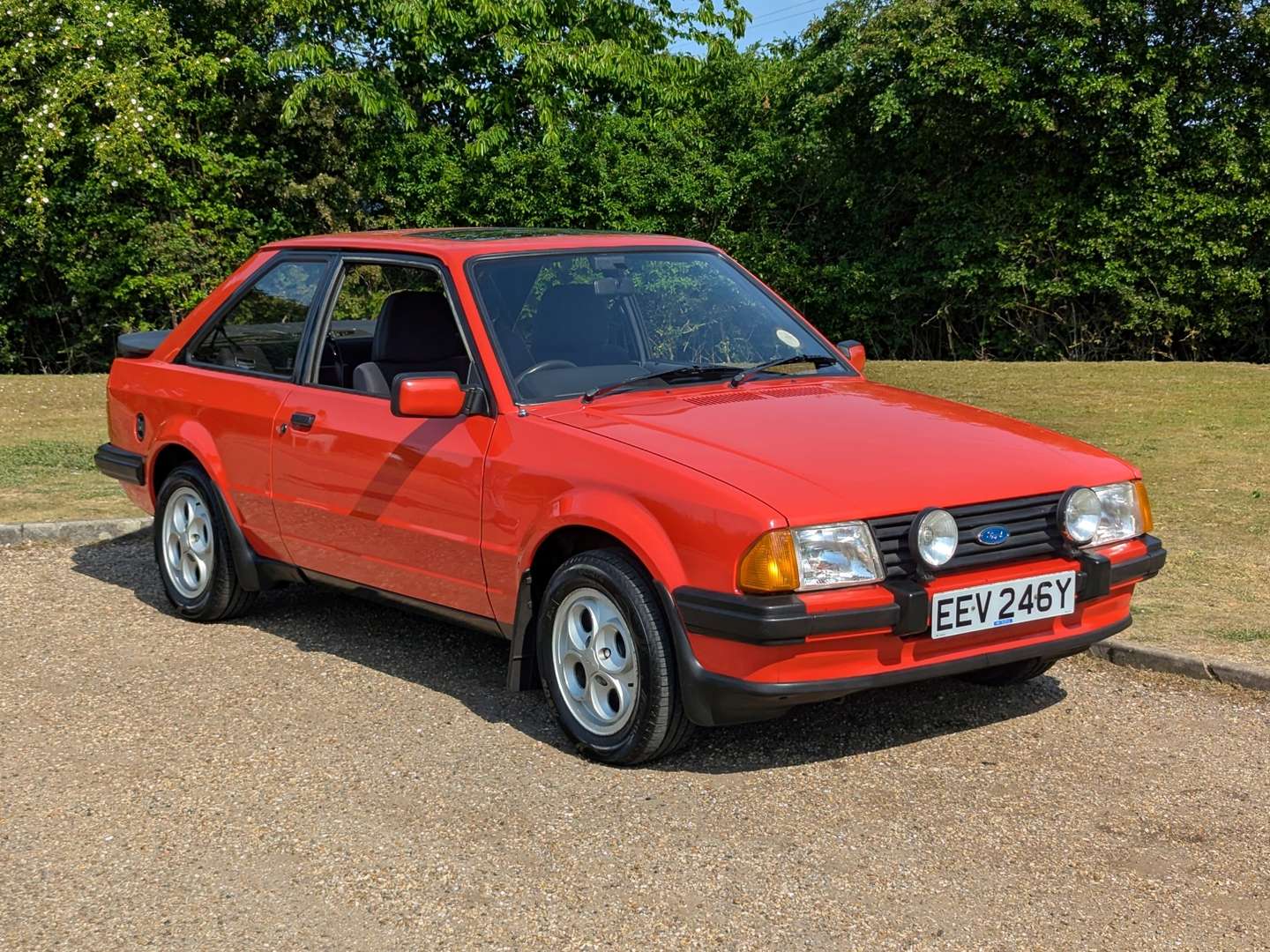 <p>1982 FORD ESCORT XR3</p>