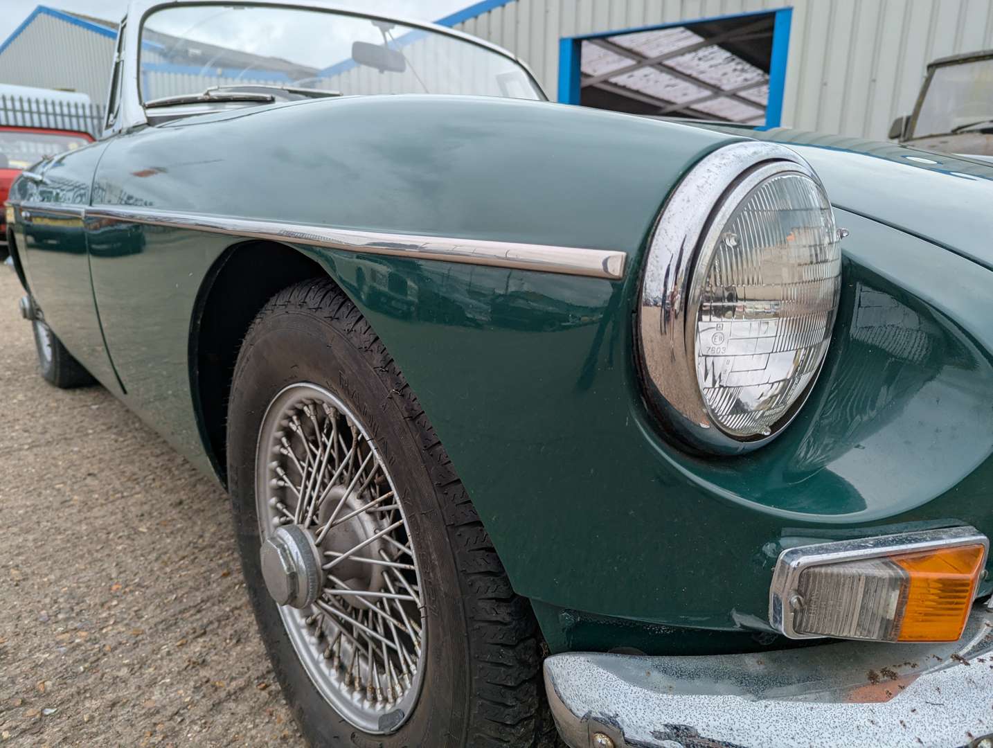 <p>1970 MG B ROADSTER</p>