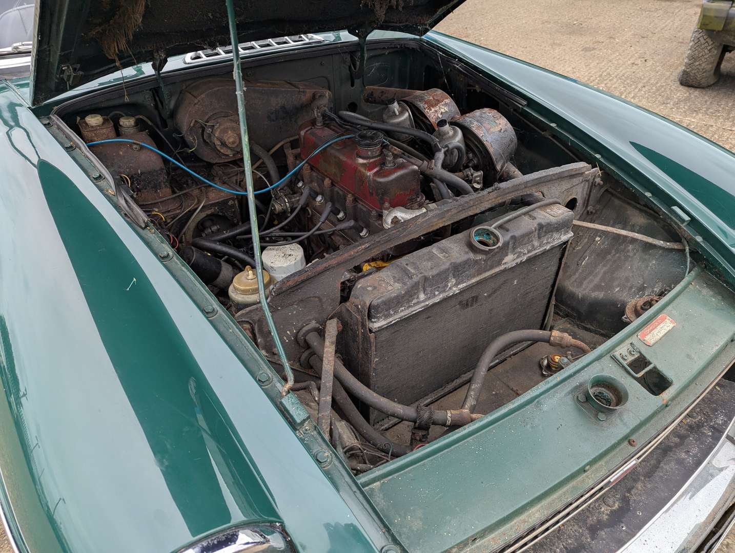 <p>1970 MG B ROADSTER</p>