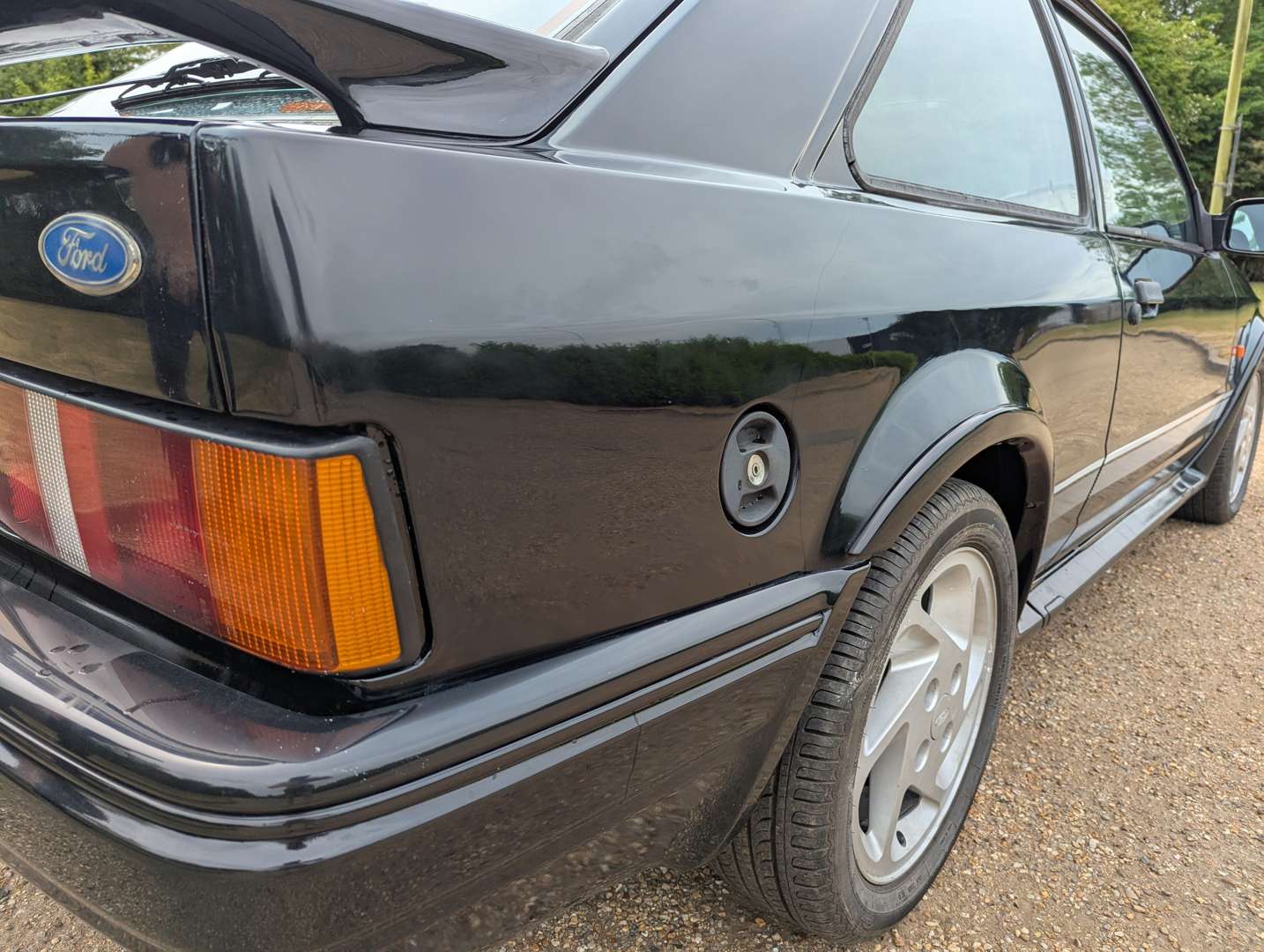 <p>1988 FORD ESCORT RS TURBO</p>