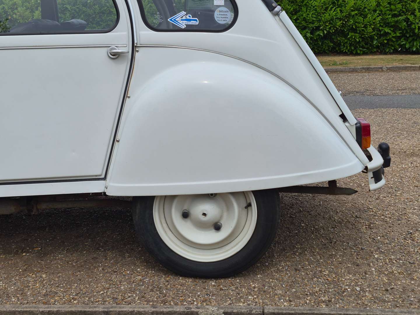 <p>1987 CITROEN 2CV6 SPÉCIAL</p>