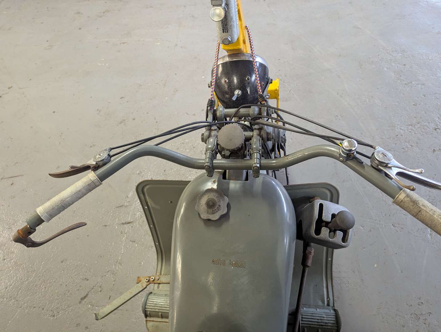 <p>1948 MOTO GUZZI ECOLE ICE CREAM CART</p>