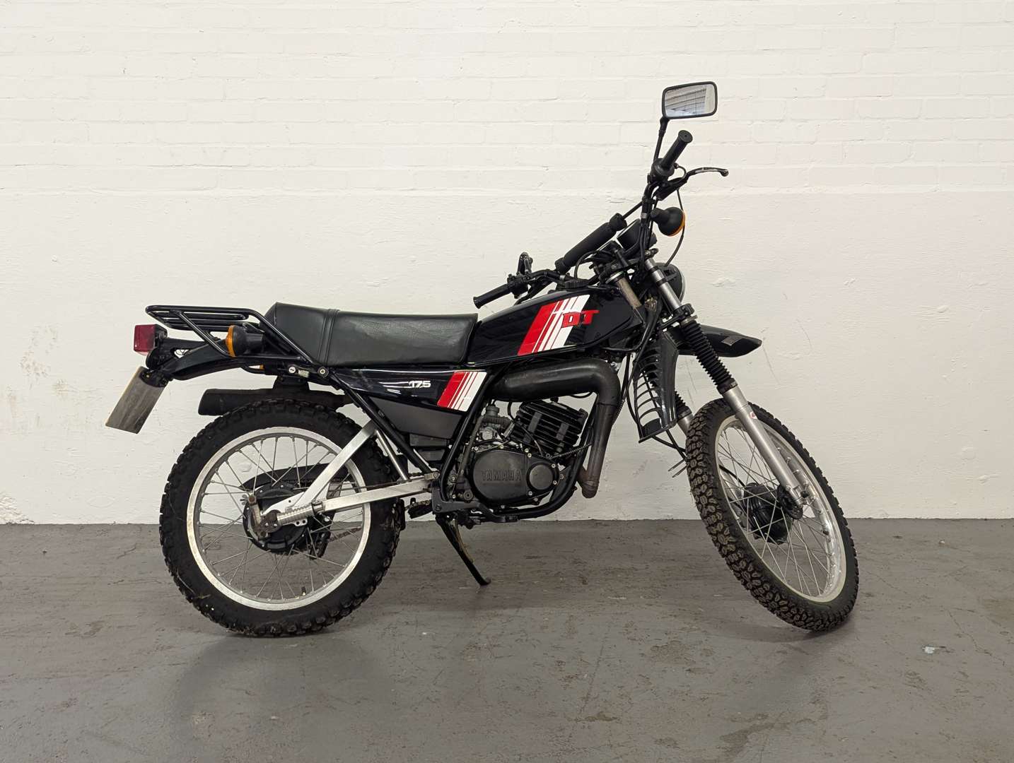 <p>1981 YAMAHA DT175</p>