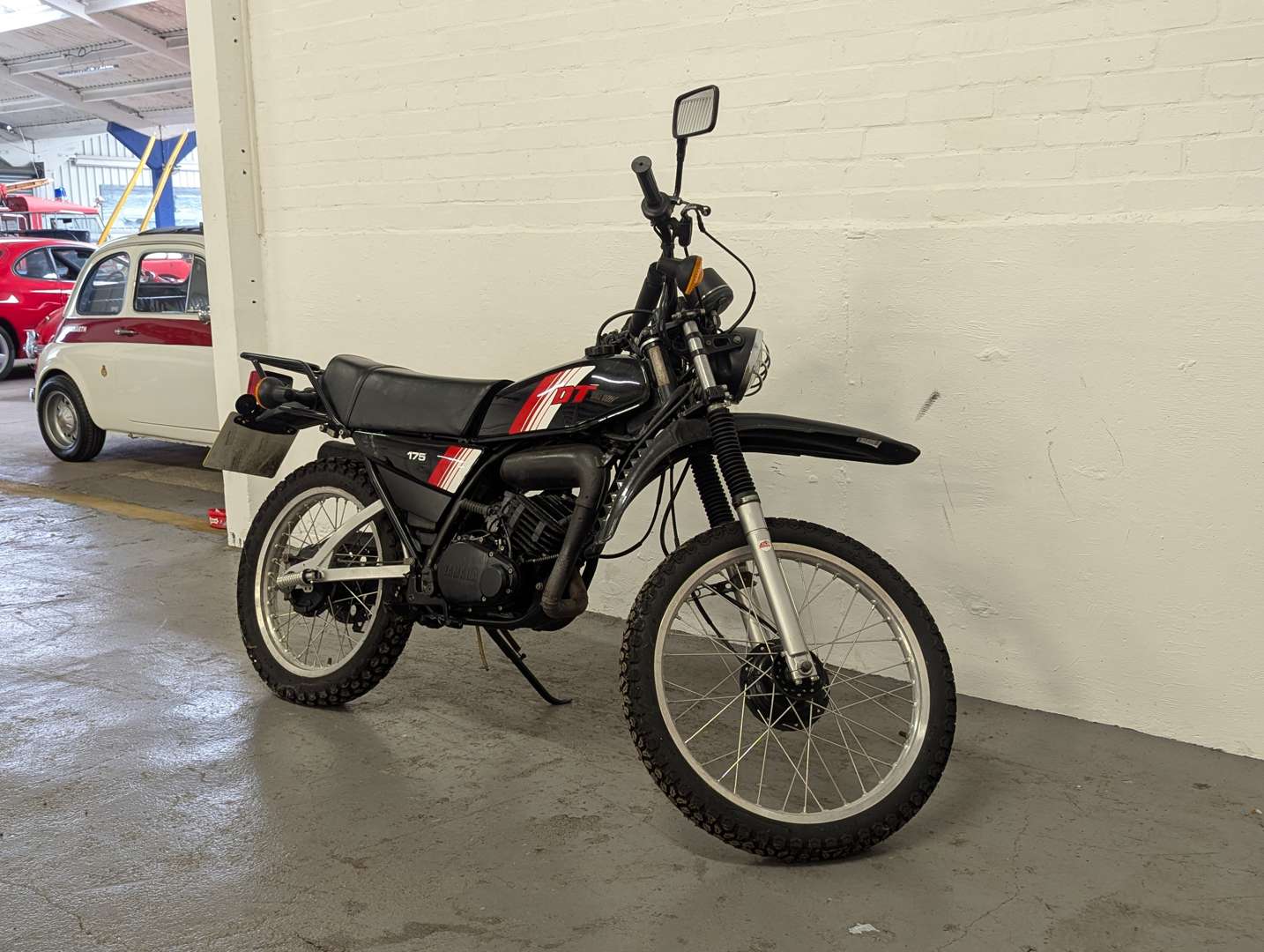 <p>1981 YAMAHA DT175</p>