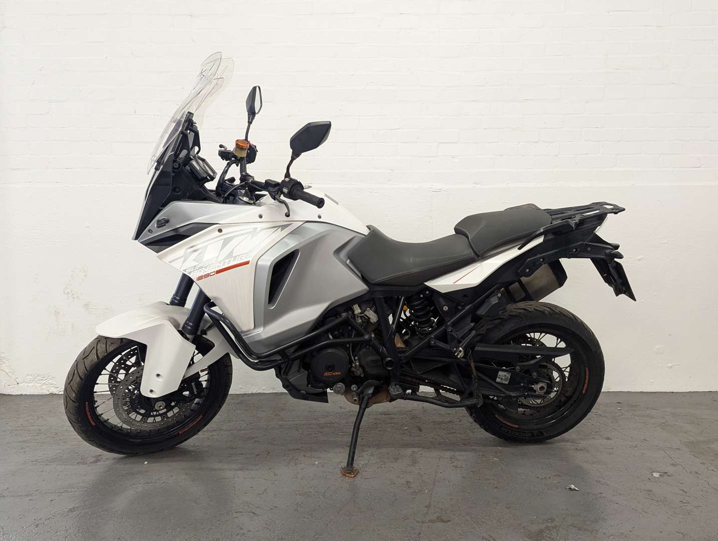 <p>2015 KTM 1290 SUPER ADVENTURE 15</p>