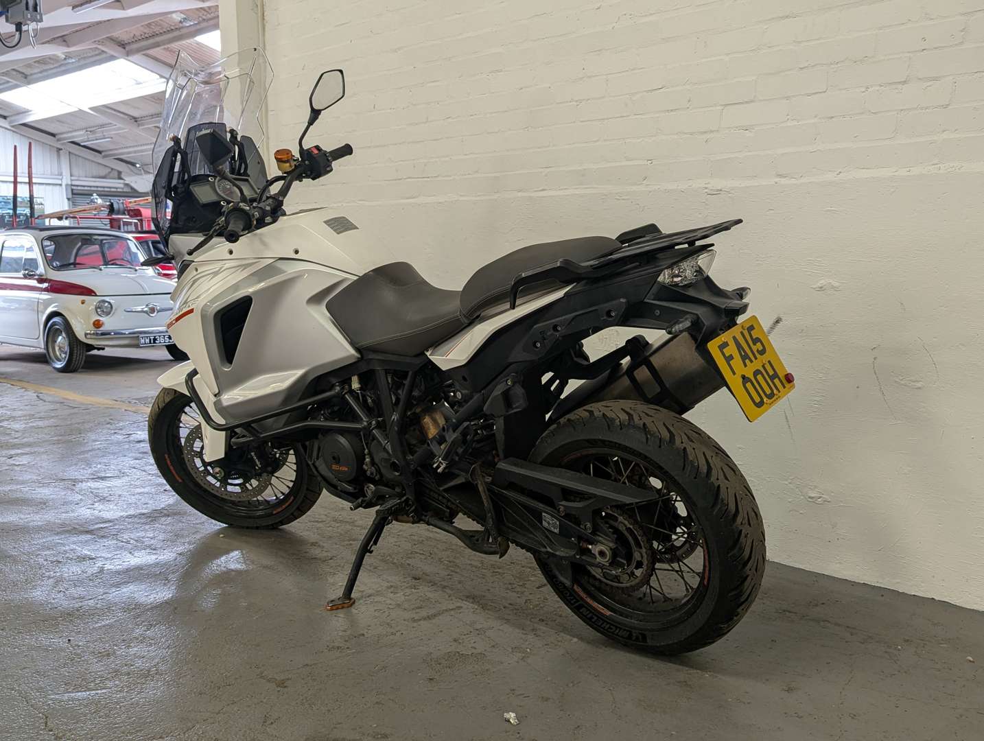 <p>2015 KTM 1290 SUPER ADVENTURE 15</p>