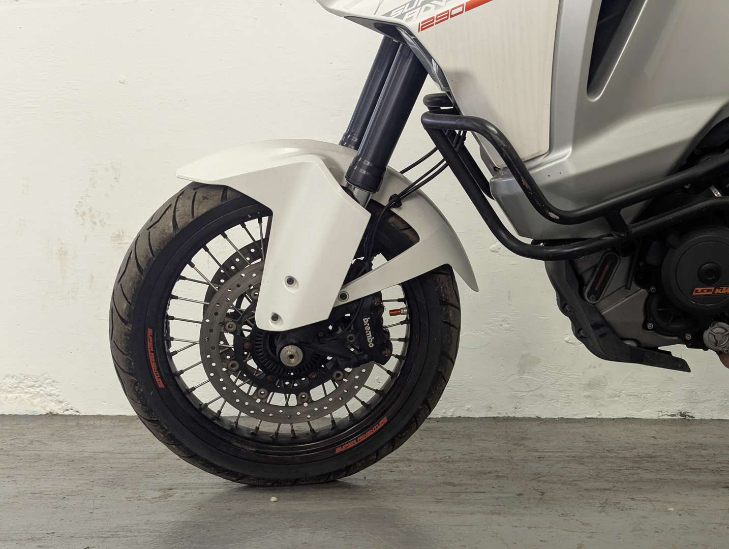 <p>2015 KTM 1290 SUPER ADVENTURE 15</p>