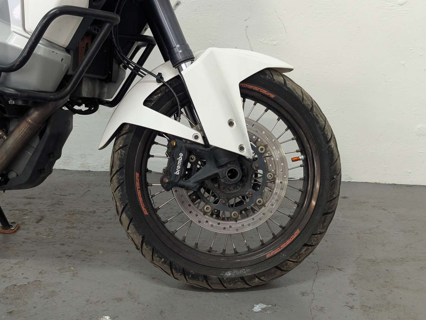<p>2015 KTM 1290 SUPER ADVENTURE 15</p>