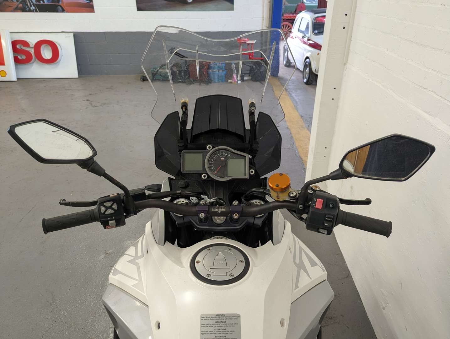 <p>2015 KTM 1290 SUPER ADVENTURE 15</p>