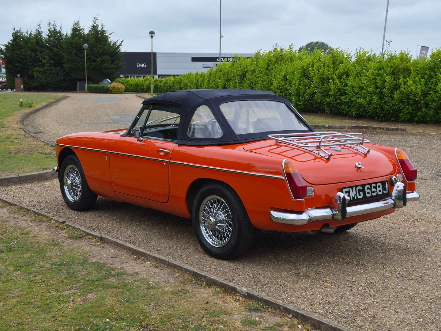 <p>1970 MG B ROADSTER</p>
