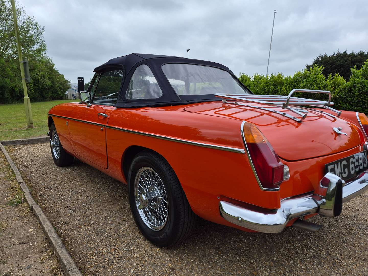 <p>1970 MG B ROADSTER</p>