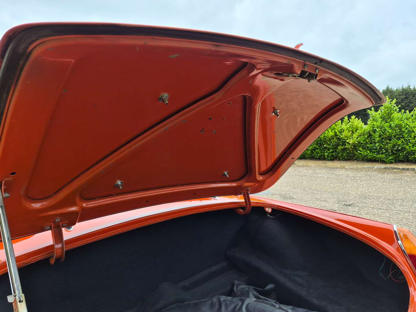 <p>1970 MG B ROADSTER</p>