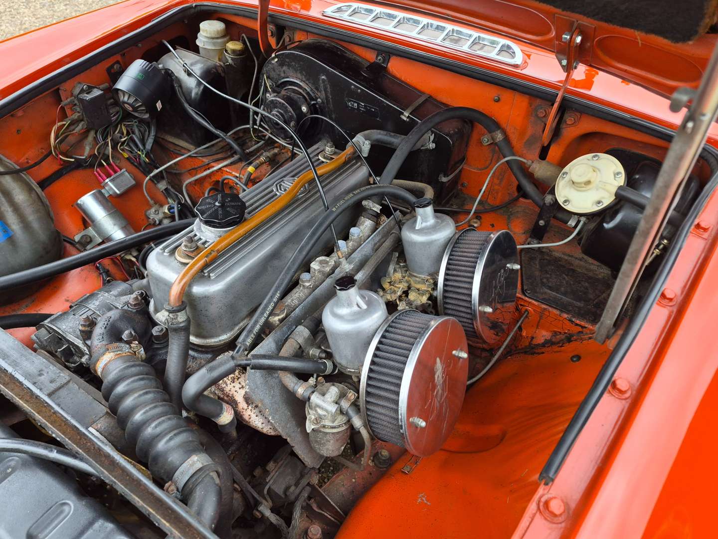 <p>1970 MG B ROADSTER</p>