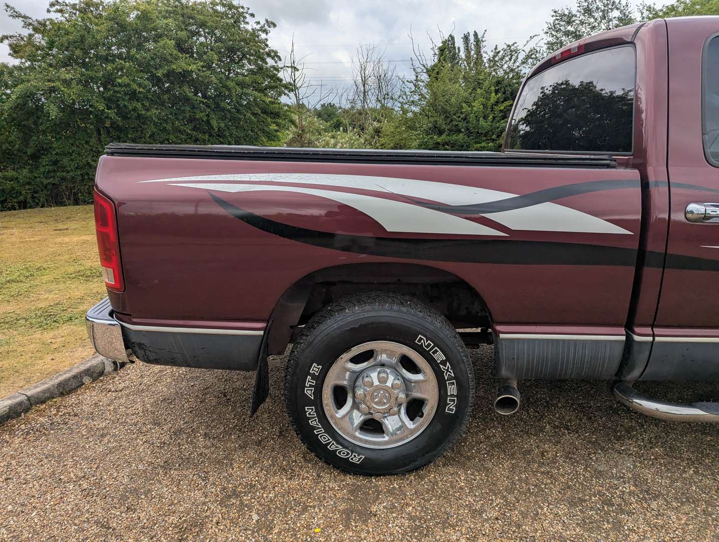 <p>2003 DODGE RAM 2500 SLT LHD</p>