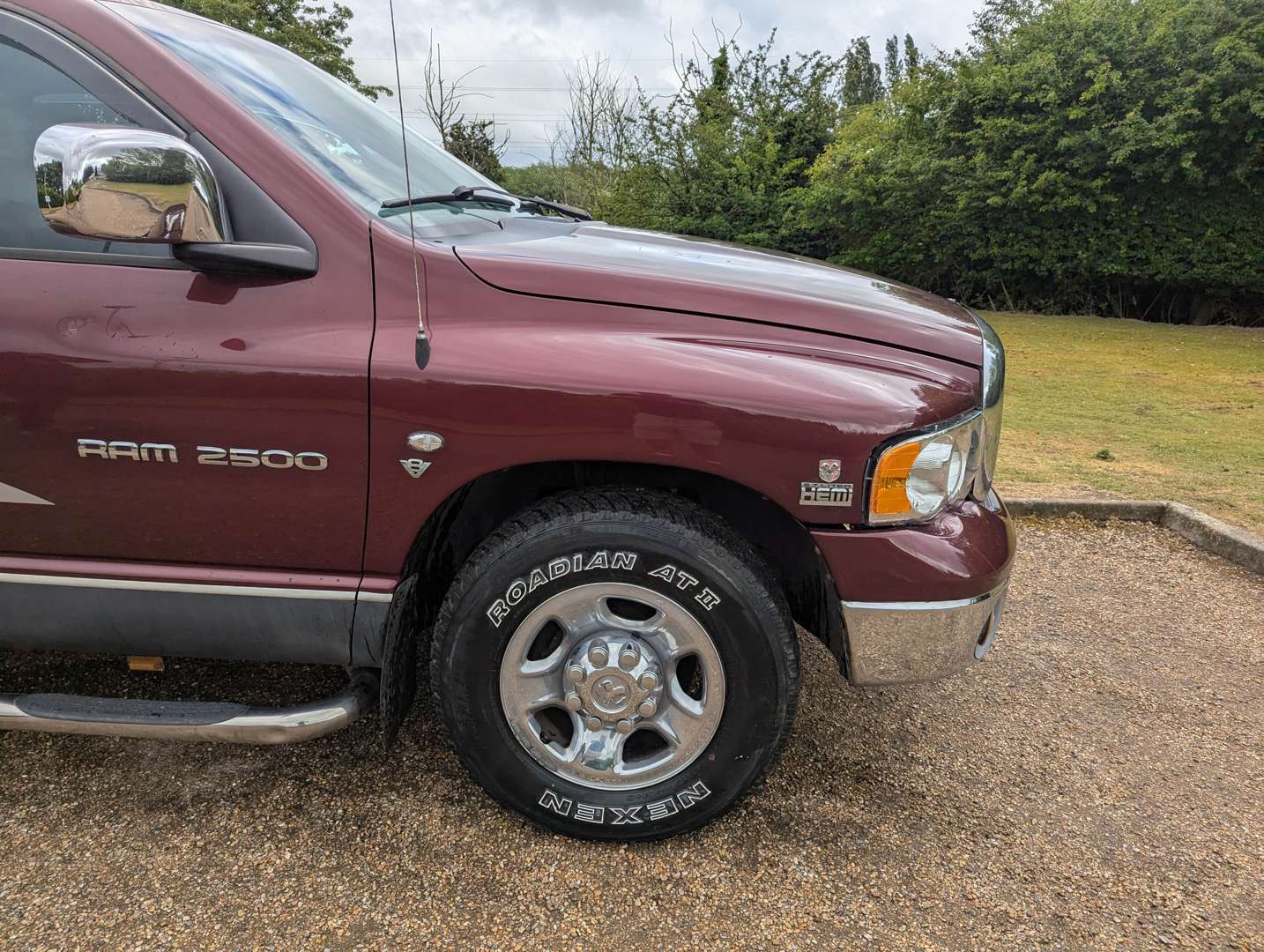 <p>2003 DODGE RAM 2500 SLT LHD</p>
